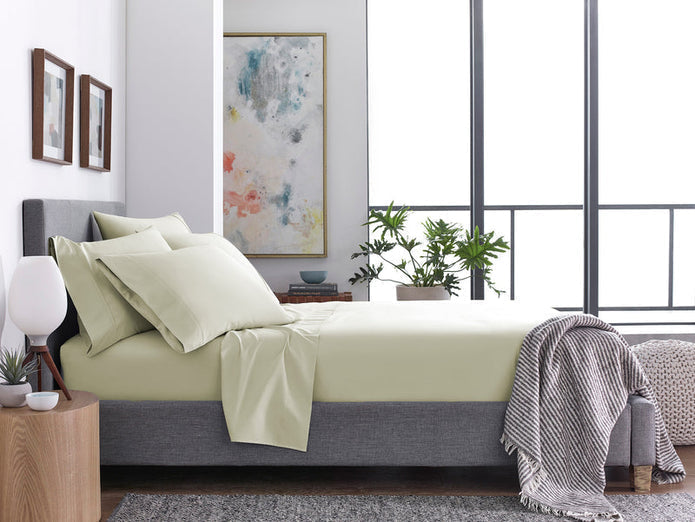 ULTRAWEAVE® 6-Piece Sheet Set - Assorted Case Of 6