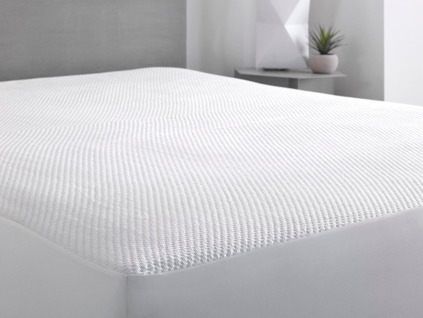 Smartguard Premium Mattress Protector with Icetone